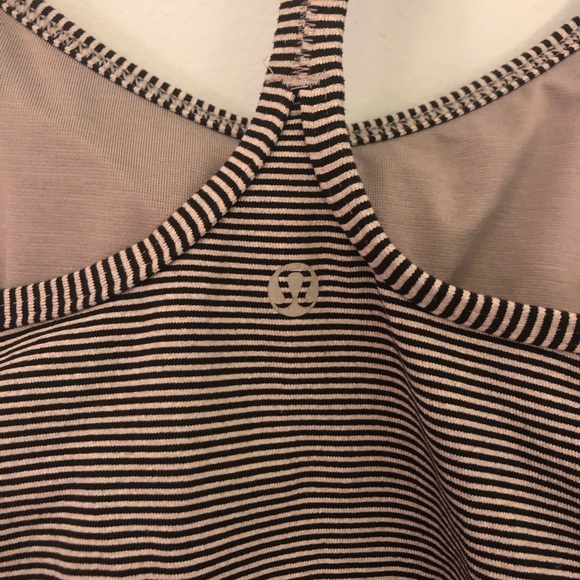 Lulu lemon striped tank - Picture 3 of 4